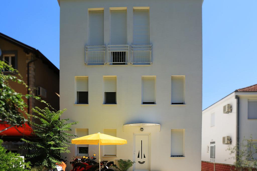 Apartments Riverside Herceg Novi Bagian luar foto