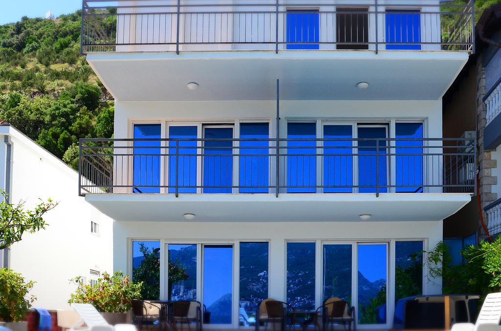 Apartments Riverside Herceg Novi Ruang foto
