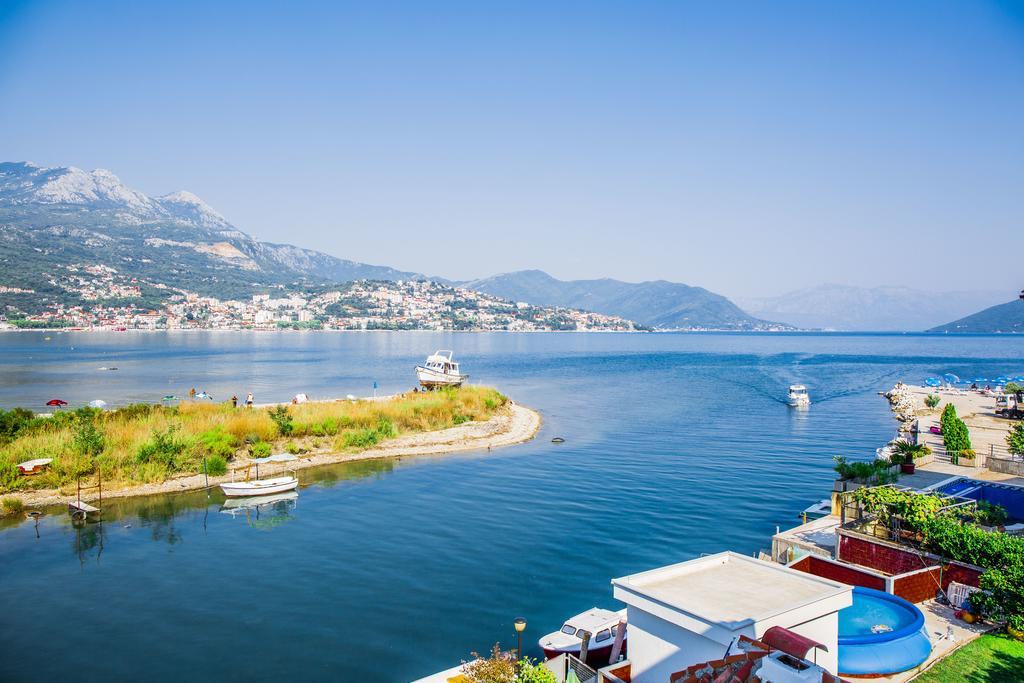 Apartments Riverside Herceg Novi Bagian luar foto