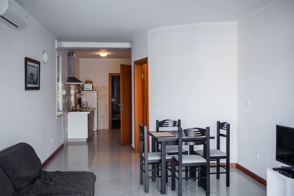 Apartments Riverside Herceg Novi Bagian luar foto