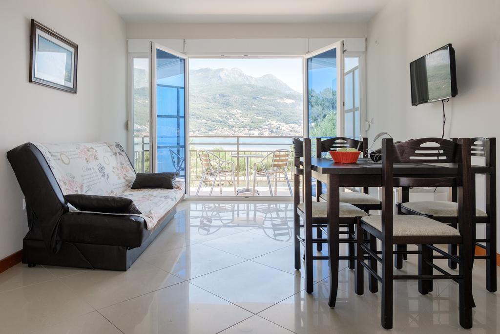 Apartments Riverside Herceg Novi Bagian luar foto
